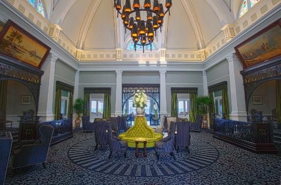 Hydro Majestic Public Day Tour Image -5da9265a6feb0